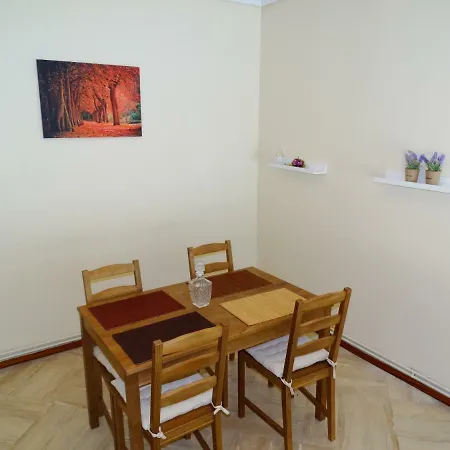 Apartment Eftichia΄s House *